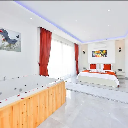 Antalya Kas Kalkan Kinik 8 Kisilik Kiralik فيلة
